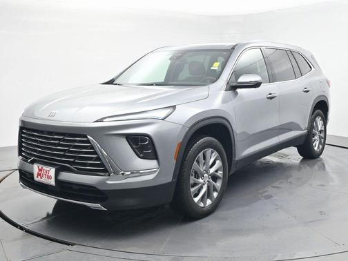 2025 Buick Enclave Preferred FWD