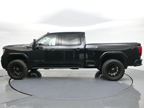 Onyx Black 2022 GMC Sierra 3500 AT4