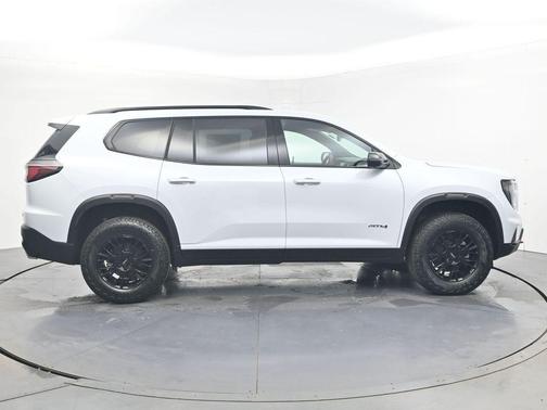 2026 GMC Acadia AT4 AWD
