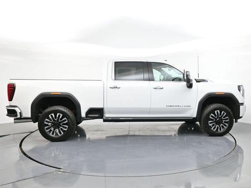 2026 GMC Sierra 3500 Denali
