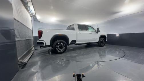 2025 GMC Sierra 3500 Denali