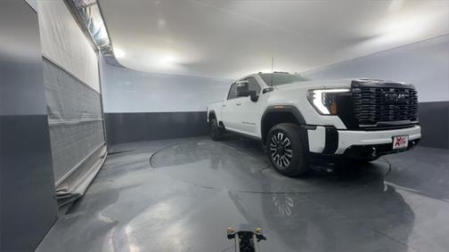 2025 GMC Sierra 3500 Denali