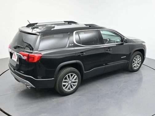 2018 GMC Acadia SLE-2