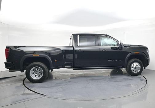 2025 GMC Sierra 3500 Denali