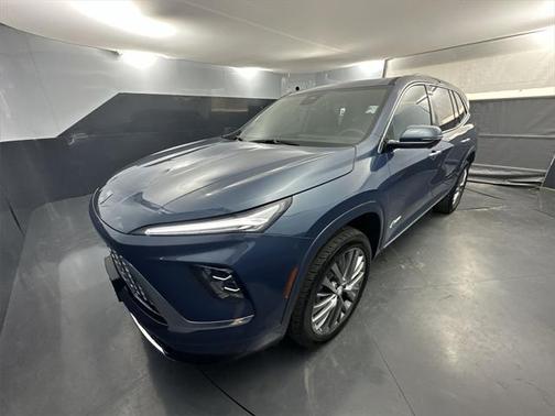 2025 Buick Enclave Avenir FWD
