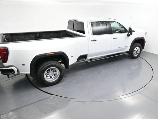 2026 GMC Sierra 3500 Denali