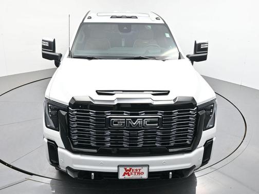 2026 GMC Sierra 3500 Denali