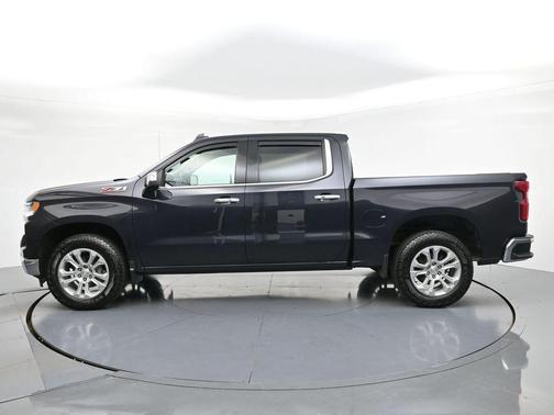 Dark Ash Metallic 2022 Chevrolet Silverado 1500 LTZ