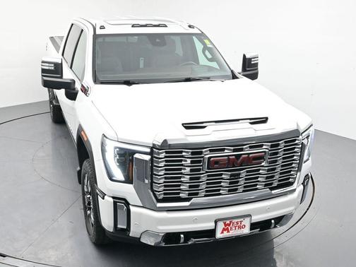 2024 GMC Sierra 3500 Denali