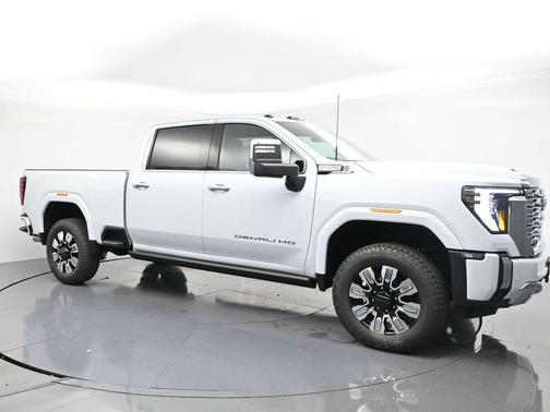 Glacier White Tricoat 2026 GMC Sierra 3500 Denali
