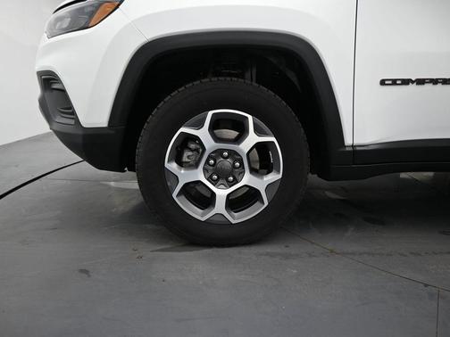 Bright White Clearcoat 2022 Jeep Compass Trailhawk
