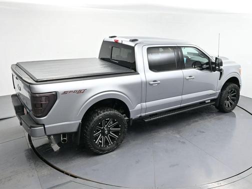 ICONIC SILVER METALLIC 2022 Ford F-150 XLT