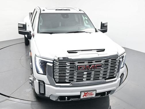 2026 GMC Sierra 3500 Denali