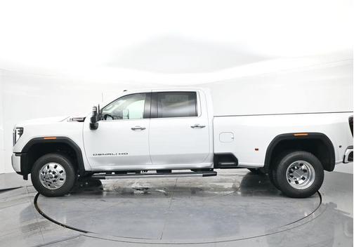 2026 GMC Sierra 3500 Denali