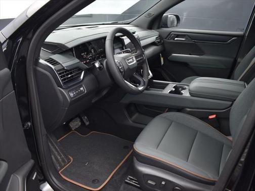 2025 GMC Acadia AWD AT4
