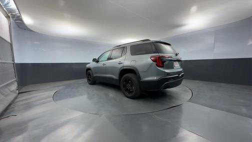 2023 GMC Acadia AWD AT4