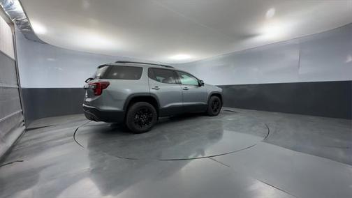 2023 GMC Acadia AWD AT4