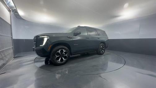 2025 GMC Yukon 4WD AT4