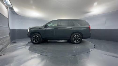 2025 GMC Yukon 4WD AT4