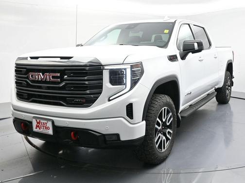 Summit White 2022 GMC Sierra 1500 AT4