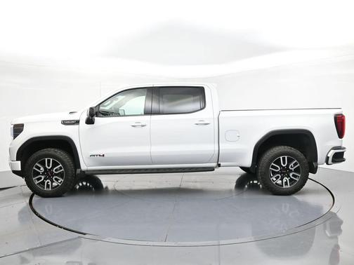 Summit White 2022 GMC Sierra 1500 AT4