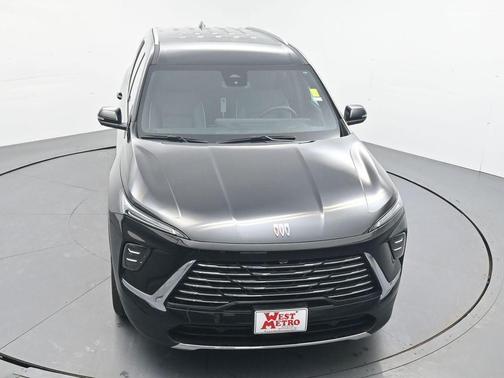 2025 Buick Enclave Preferred FWD