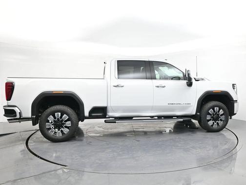 2026 GMC Sierra 3500 Denali
