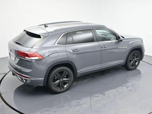2022 Volkswagen Atlas Cross Sport 3.6L V6 SEL R-Line