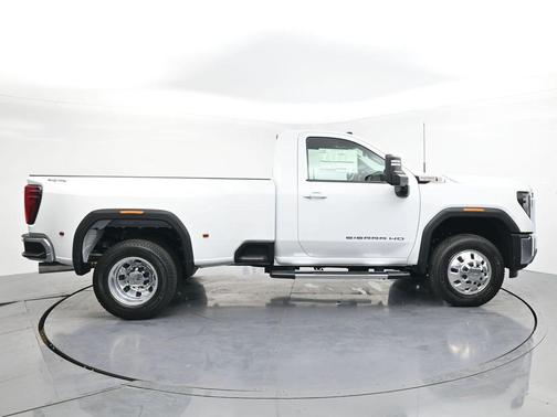 2026 GMC Sierra 3500 SLE