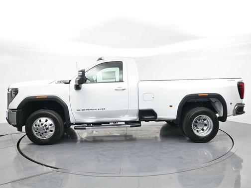 2026 GMC Sierra 3500 SLE