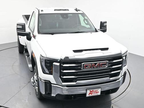 2026 GMC Sierra 3500 SLE