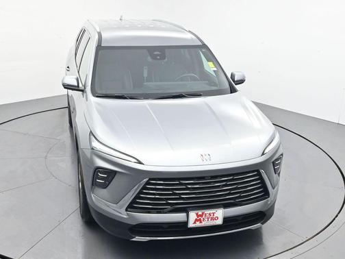 2025 Buick Enclave Preferred FWD