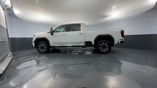 2025 GMC Sierra 3500 Denali