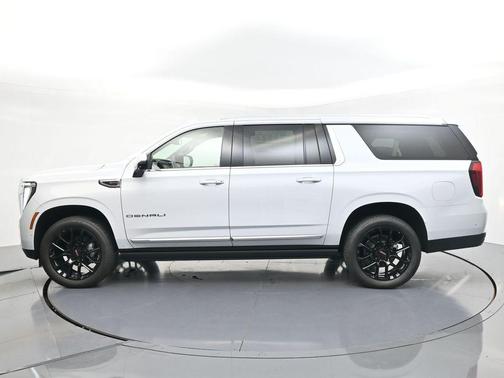 Glacier White Tricoat 2026 GMC Yukon XL Denali