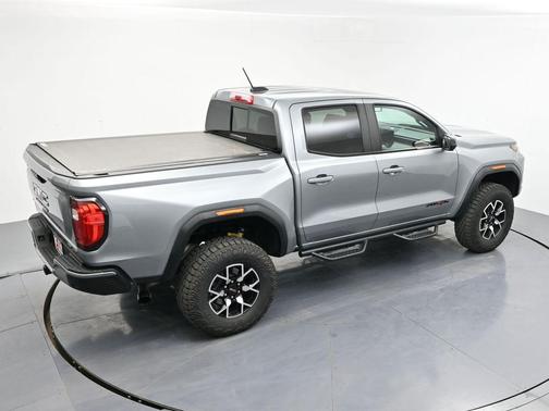 2024 GMC Canyon AT4X