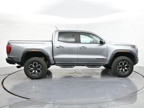 2024 GMC Canyon AT4X