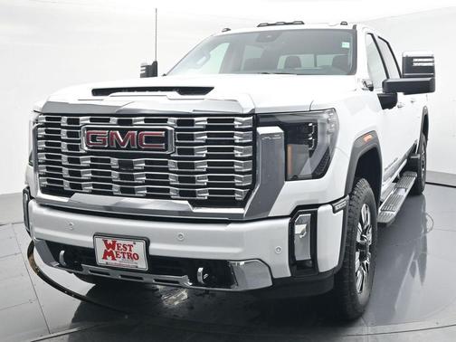 2026 GMC Sierra 3500 Denali