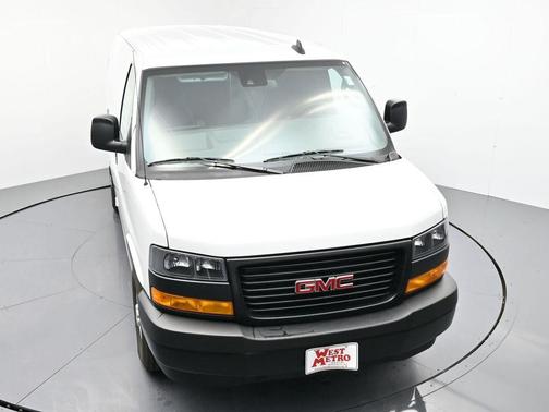 2025 GMC Savana 2500 Work Van