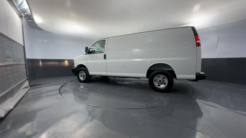 2025 GMC Savana 2500 Work Van