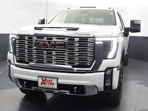 2024 GMC Sierra 3500 Denali