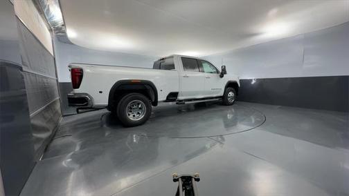 2025 GMC Sierra 3500 SLE