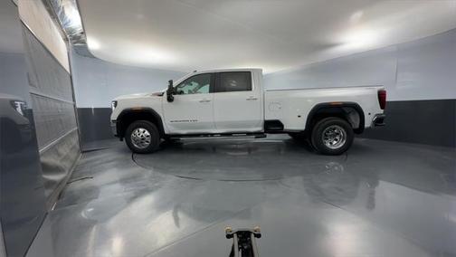 2025 GMC Sierra 3500 SLE