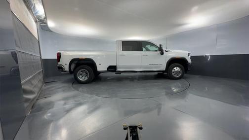 2025 GMC Sierra 3500 SLE