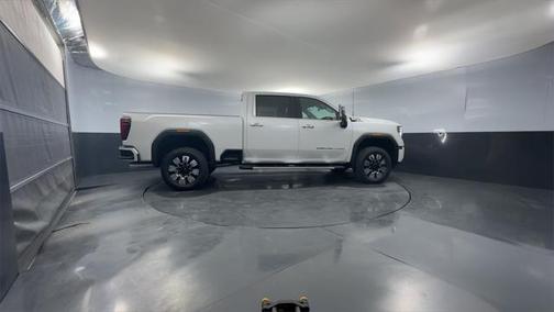 2025 GMC Sierra 3500 Denali