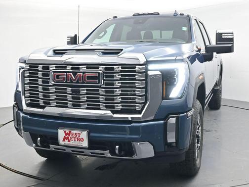 2026 GMC Sierra 3500 Denali