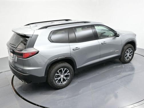 2025 GMC Acadia AWD AT4