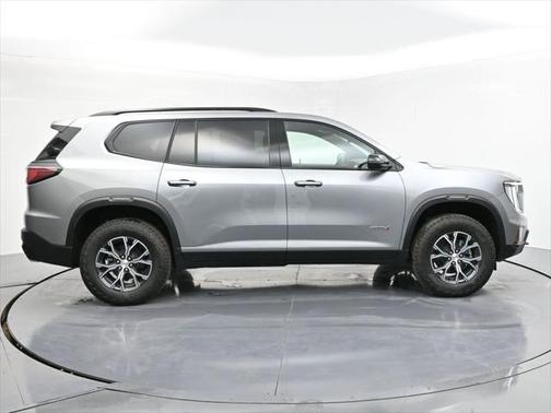 2025 GMC Acadia AWD AT4
