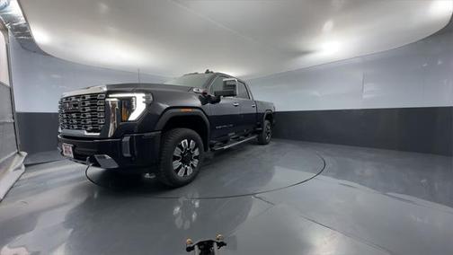 2025 GMC Sierra 3500 Denali