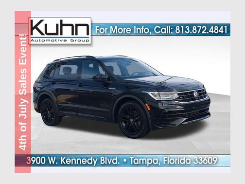 Deep Black Pearl 2022 Volkswagen Tiguan 2.0T SE R-Line Black