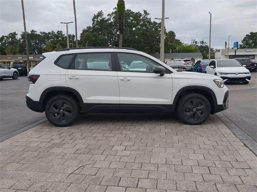 2025 Volkswagen Taos 1.5T S